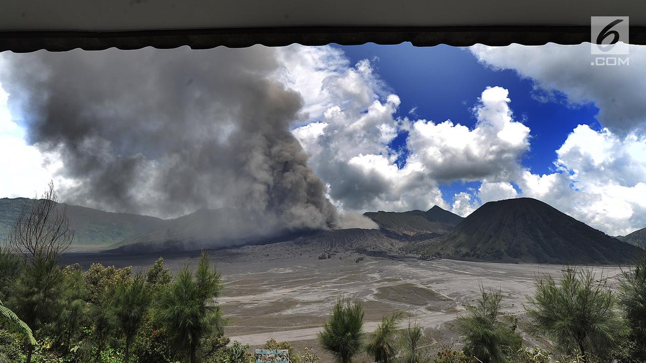 Erupsi Gunung Bromo