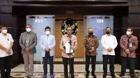 Menteri Koordinator Bidang Politik, Hukum, dan Keamanan (Menko Polhukam) Mahfud MD saat menggelar konferensi pers di Jakarta, Selasa (19/10/2021).