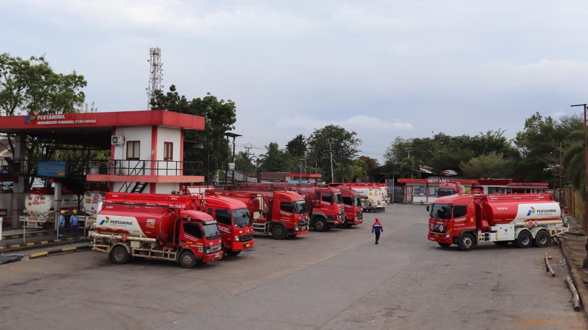 Distribusi BBM di Kalbar Terganggu Pendangkalan Sungai, Pertamina Sesuaikan Operasional