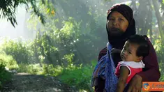 Citizen6, Karawang: Kasih sayang seorang ibu kepada buah hatinya. (Pengirim: Deni Iskandar)