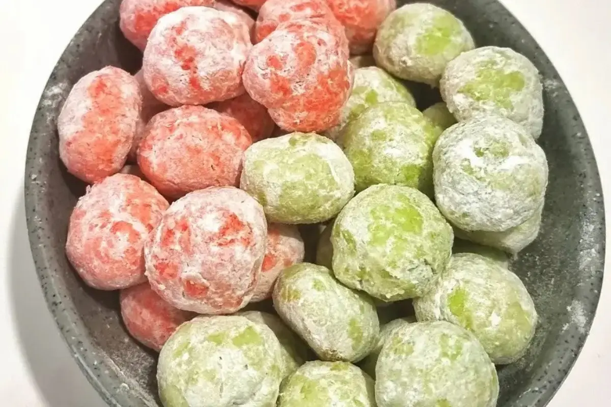 Resep kue Lebaran, bola-bola salju. (dok. Cookpad @mejamakankita)