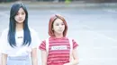 Tzuyu menjadi personel paling tinggi di TWICE. Ceewk cantik ini mempunyai tinggi 171 cm. Lihat betapa menjulangnya Tzuyu saat berdiri berdampingan dengan Chaeyoung. (Foto: soompi.com)