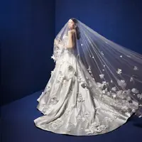 Tinara jadi satu-satunya dari Indonesia dan Asia Tenggara, lolos seleksi ketat dan berhak ikut serta Melange de Blanc. Melange de Blanc sendiri adalah sebuah bridal trade show eksklusif ternama di Amerika yang menjadi pusat temu antara buyers dan brands dari seluruh dunia. [Tinara]