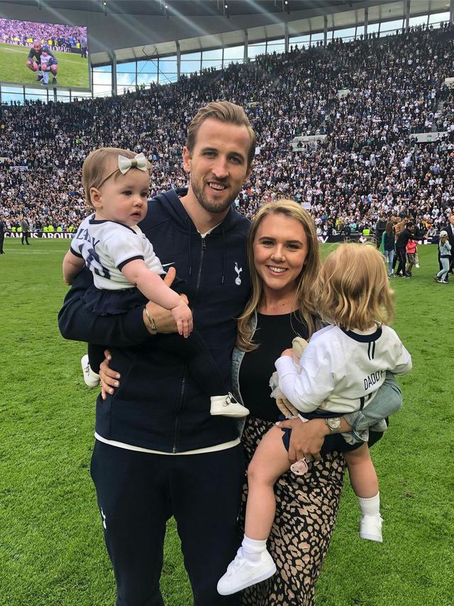 Harry Kane - Katie Goodland - Tottenham Hotspur