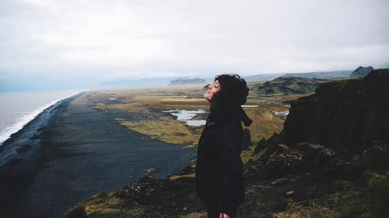 [Bintang] Islandia