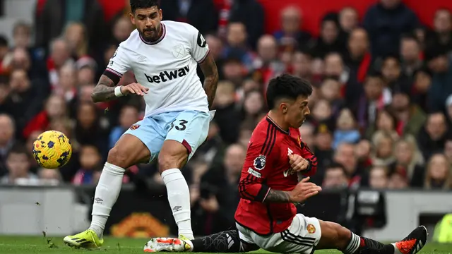 Lisandro Martinez, Manchester United