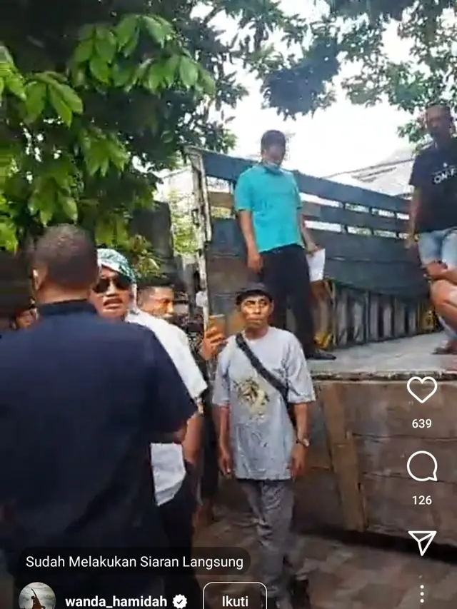 Rumahnya Sejak Tahun 60-an Digusur Paksa, Wanda Hamidah Ngadu ke Presiden Jokowi. (Instagram.com/wanda_hamidah)