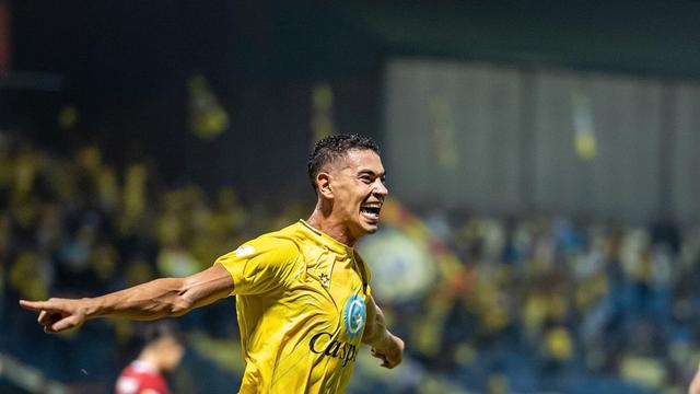 Gustavo Sant'Ana - Timnas Vietnam