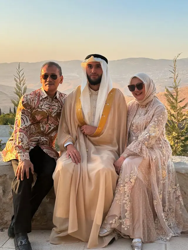 Sabda Ahessa Menikah di Yordania, Mantan Pacar Wulan Guritno Dandan bak Pangeran Arab