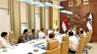 Prabowo Gelar Ratas Akselerasi Program Strategis Nasional Usai Lawatan ke Eropa