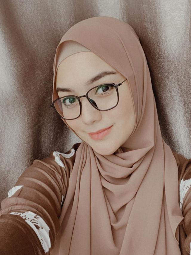 FOTO: Gaya Citra Kirana saat Pakai Hijab Warna Pastel, Makin Anggun