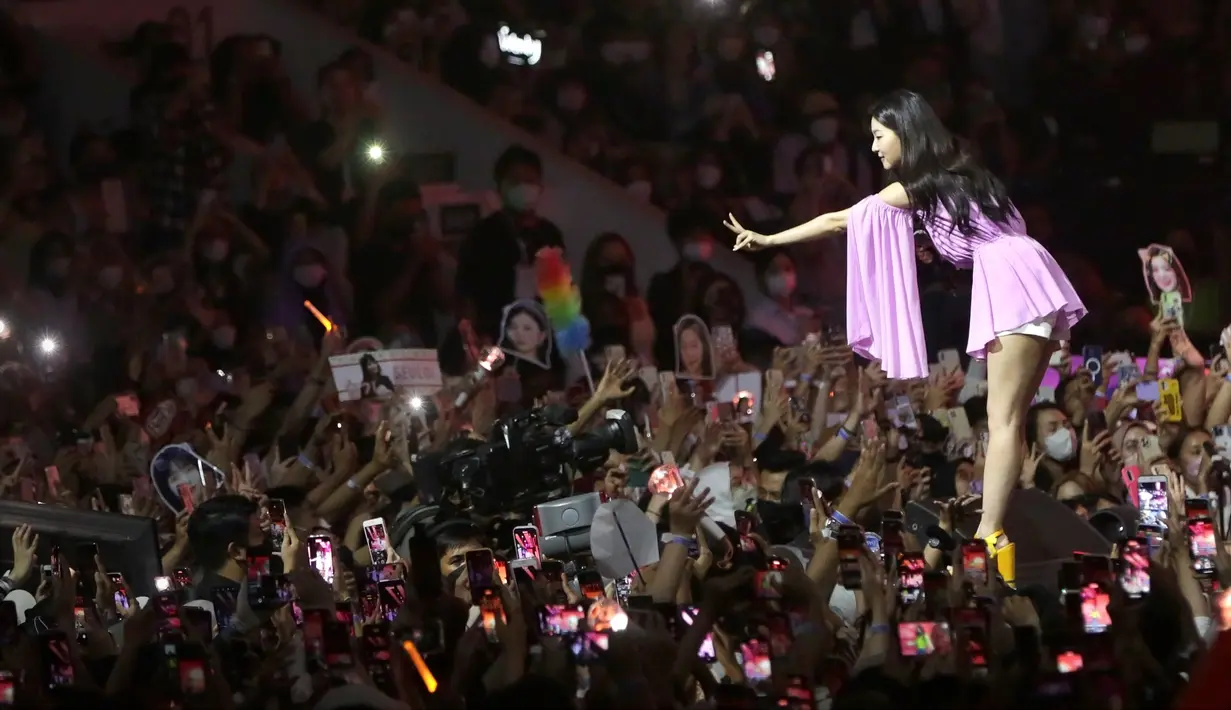 Red Velvet Allo Bank Festival 2022 (Bambang E.  Ros/Fimela.com)