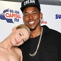 Iggy Azalea akhirnya mengakui telah membatalkan pertunangannya dengan Nick Young, Ia pun mulai melepaskan cincin pemberian Nick