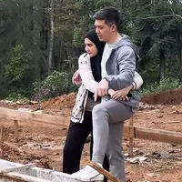 rwansyah dan Zaskia Sungkar bangun vila (Instagram/irwansyah_15)