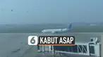 Kabut asap pekat selimuti Palembang termasuk Bandara Internasional Sultan Mahmud Badaruddin II. Jadwal penerbangan terganggu, sejumlah pesawat sempat tertahan mendarat.