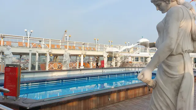 Kapal Pesiar Resorts World One Bawa 3.500 Penumpang Jelajah Singapura dan Kuala Lumpur dari Jakarta