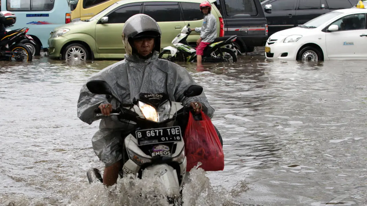 Banjir di Pantai Anyer, Cilegon