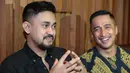 Para presenter kondang yang terkenal dengan D’T3rong Plus, seperti Irfan Hakim, Rina Nose, Ramzi, dan Gilang Dirga akan hadir juga untuk acara komedi saat jam prime time yang akan mengandung pesan moral di dalamnya. (Adrian Putra/Bintang.com)
