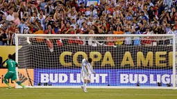 Kegagalan Lionel Messi dan Argentina ini mengulangi kegagalan di final Copa America 2015 yang juga kalah adu penalti dari Cile. (Reuters/Adam Hunger-USA Today Sports)