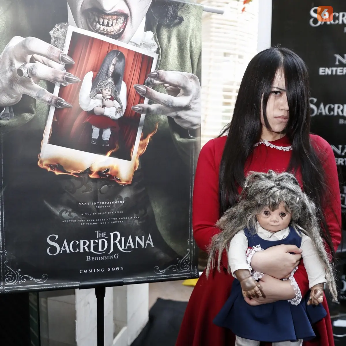 Sacred Riana Movie 60 Photos - Moonagedaydream.film