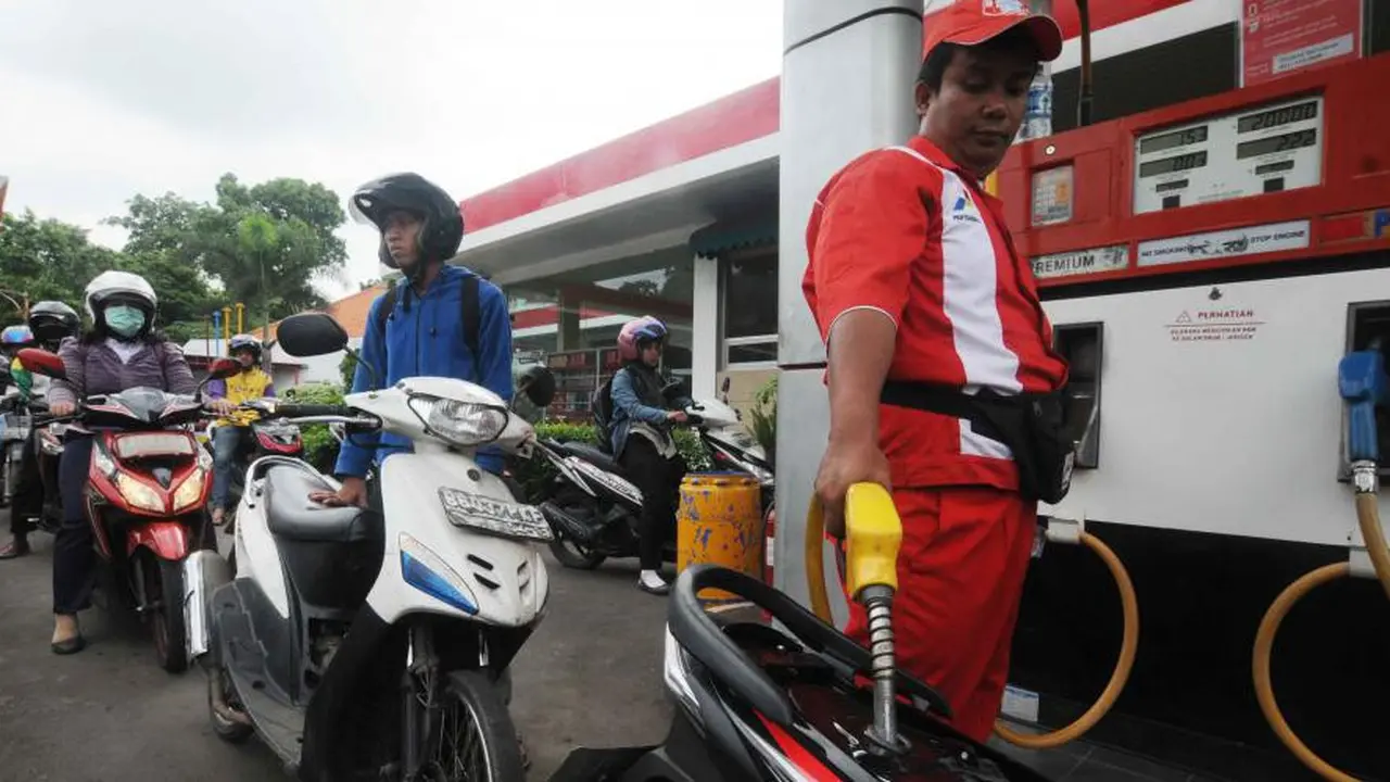 Alokasi pasokan BBM. &copy;2012 Merdeka.com/Dwi Narwoko