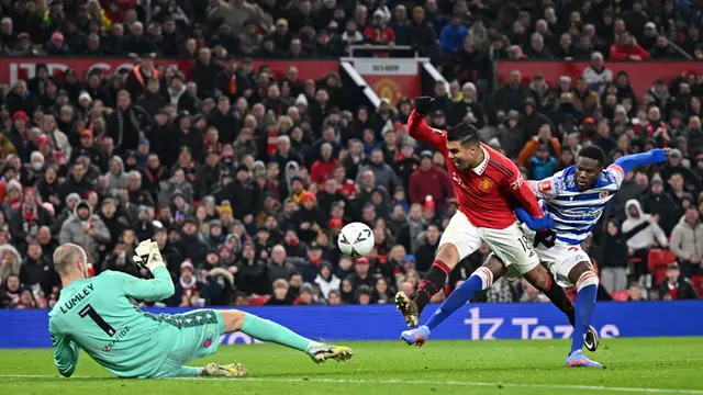 Foto: Ganasnya Trio Brasil saat MU Bungkam Reading di Babak Keempat Piala FA 2022 / 2023
