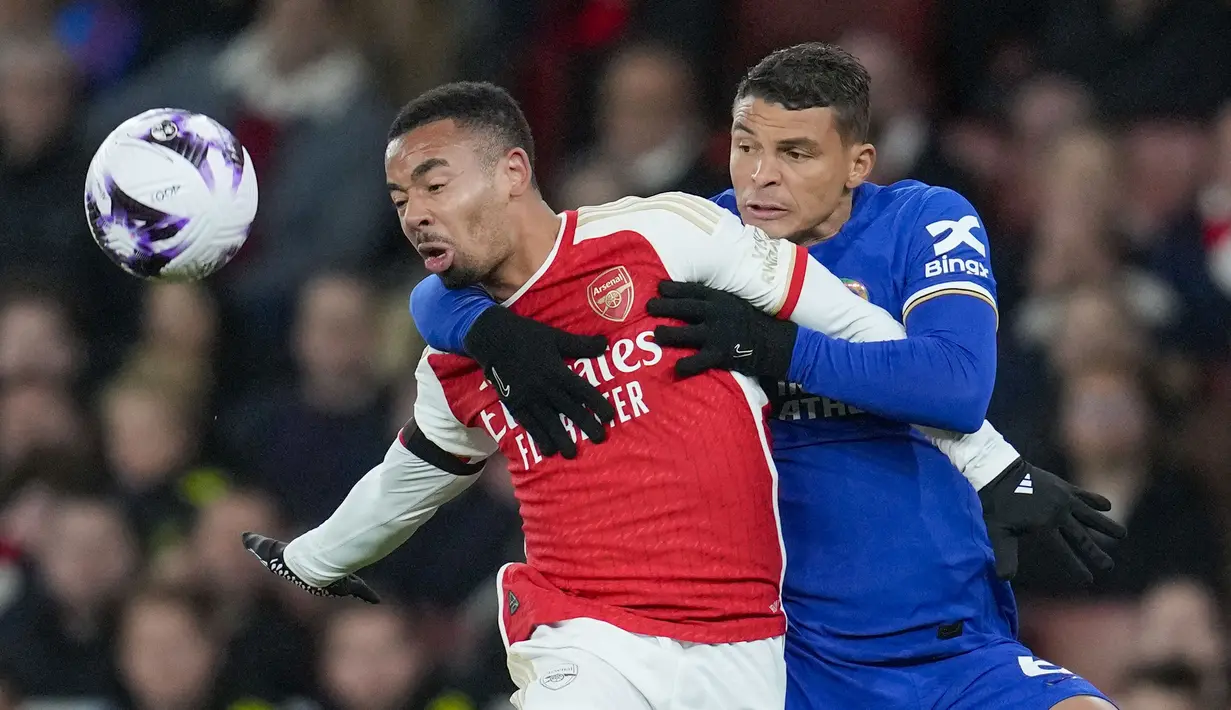 The Gunners menang dengan skor telak 5-0 atas tamunya Chelsea. (AP Photo/Kin Cheung)