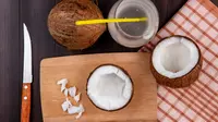 How to Open a Coconut and How to Store It