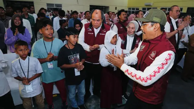 Air Mata Haru di Banjarbaru, Anggun dan Aditya Akhirnya Bisa Sekolah Lagi Berkat Sekolah Rakyat