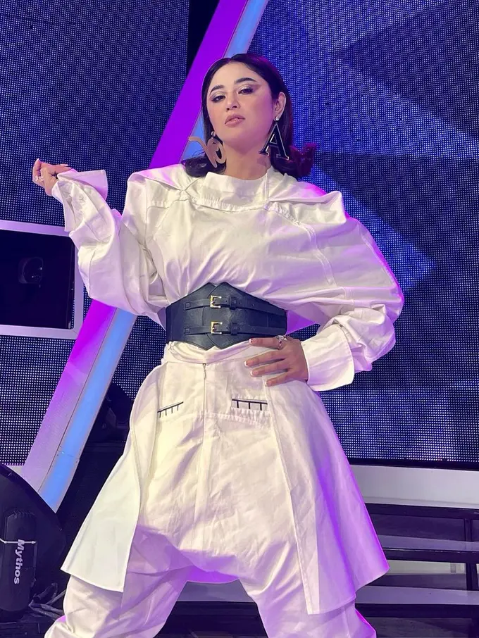 Dewi Perssik. (Foto: Dok. Instagram @dewiperssik9)