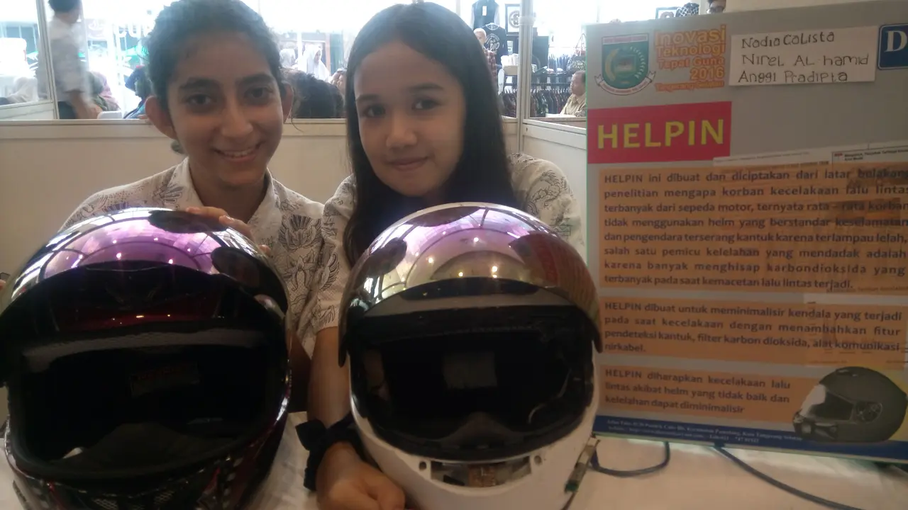 Helm ciptaan siswi SMA