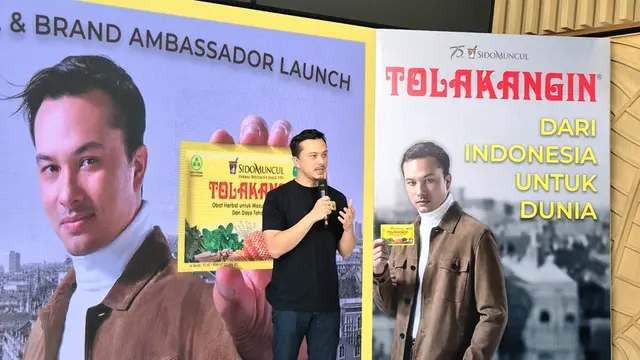 Brand Ambassador Tolak Angin, Nicholas Saputra.