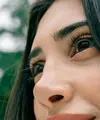 Permukaan kulit di sekitar hidung sering mengalami kombinasi produksi minyak (Sumber: Pexels.com)