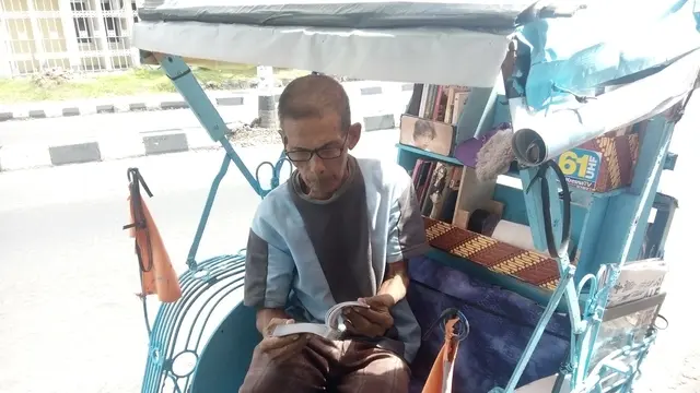 Kisah Becak Pustaka Milik Pensiunan Tentara dari Yogya 