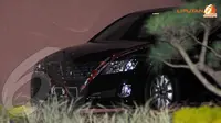 Meski Sudah Disita KPK, Mobil Akil Masih Terparkir di Rumah Dinas