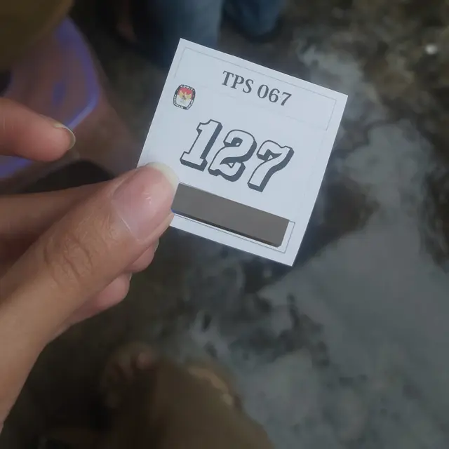 6 Potret Serba Serbi Angka 127 di TPS Ini Bikin Salah Fokus, NCTzen Pasti Relate
