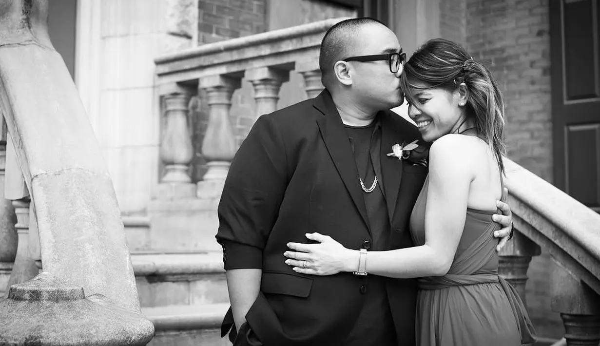 Jika dilihat dari postingan foto-fotonya, Tessy terlihat begitu bahagia saat di samping Igor. (Foto: instagram.com/saykoji)