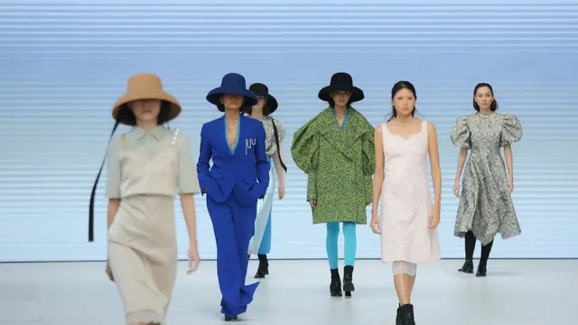 Kolaborasi Apik Desainer Australia dan Indonesia di Jakarta Fashion Week 2023