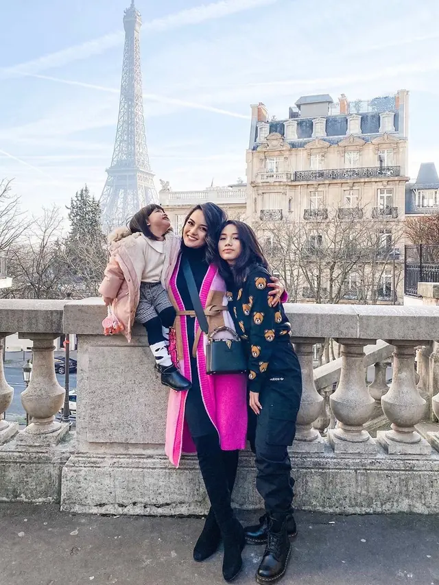 Ririn Ekawati mulai ajari anak untuk berpuasa di Ramadan