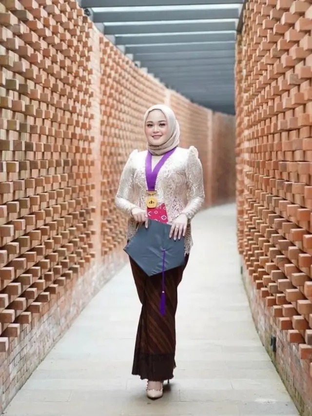 Potret Cecillia Gina (Sumber: Instagram/limbadindonesia)