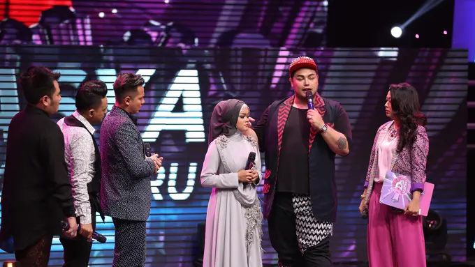 [Bintang] Ivan Gunawan dan Soimah