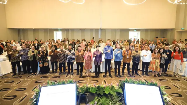 Seminar Strengthening Defenses Against Scams di DoubleTree Cikini, Senin (6/7/2026).