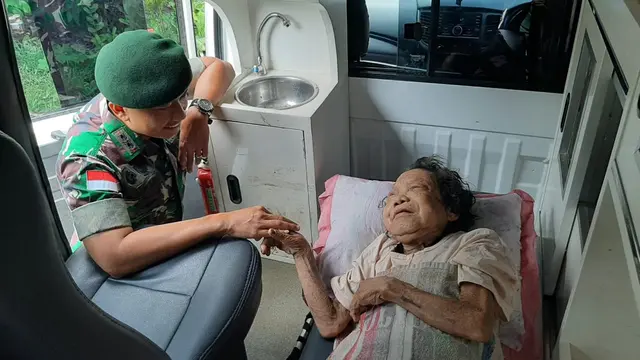 Nenek Sempel