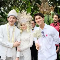 Rey Mbayang - Dinda Hauw - Rizky Billar (Foto: Instagram/@rizkybillar)