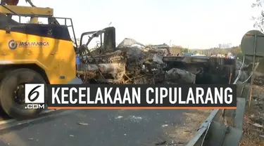 Kecelakaan tabrakan beruntun kembali terjadi di jalan tol Cipularang hari Selasa (10/9/2019). Kecelakaan disebabkan oleh sebuah truk yang hilang kendali.