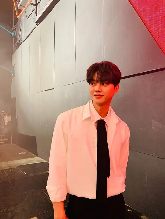 Kesuksesan Song Kang dan pemain lainnya membintangi Love Alarm telah membawa serial tersebut masuk dalam jajaran 10 tontonan teratas di AS dan populer di lebih dari 10 negara di dunia. (Foto: Instagram/songkang_b)
