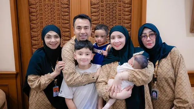 6 Potret Gaya Artis Berangkat Haji Tahun 2024, Raffi Ahmad-Nagita Slavina hingga Atta Halilintar-Aurel Hermansyah