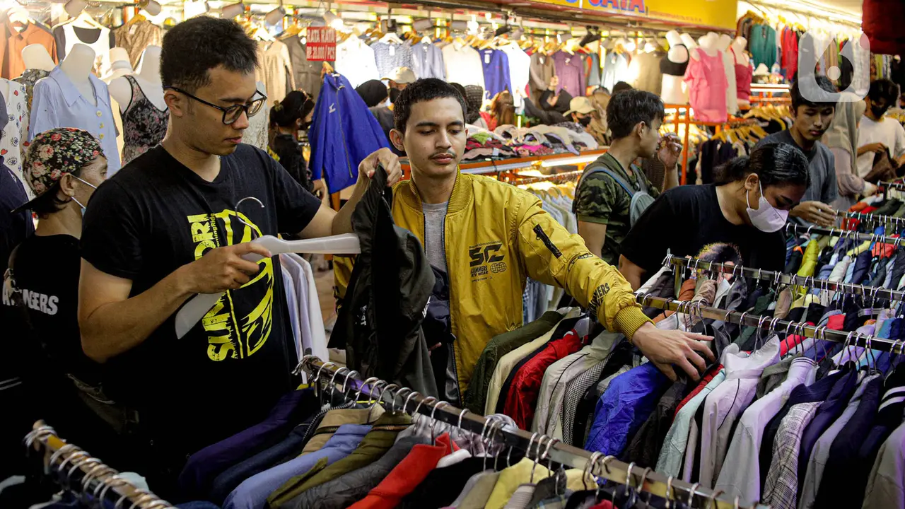Larangan Impor Baju Bekas