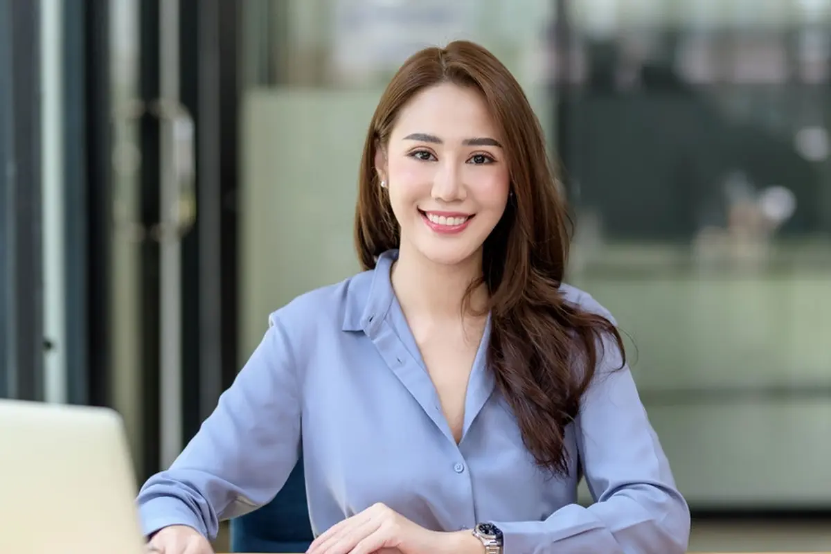 karir bisnis mandiri cantik