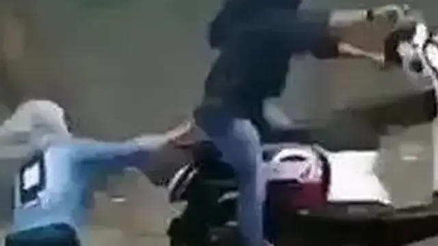Kumpulan Potret Pemotor Terjungkal yang Berhasil Tertangkap Kamera